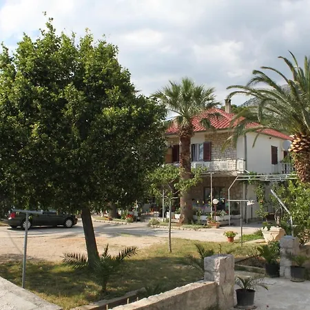 By The Sea Starigrad, Paklenica - 6586 Apartman *