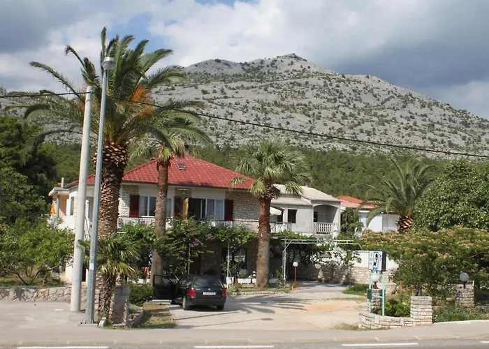 By The Sea Starigrad, Paklenica - 6586 *