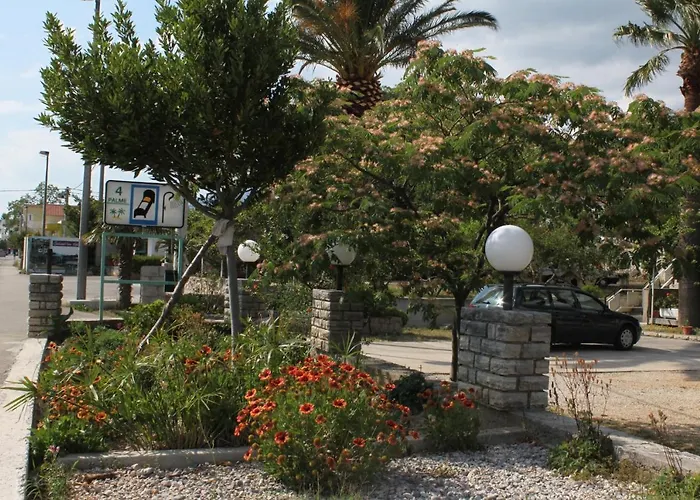 By The Sea Starigrad, Paklenica - 6586 Apartman Starigrad-Paklenica