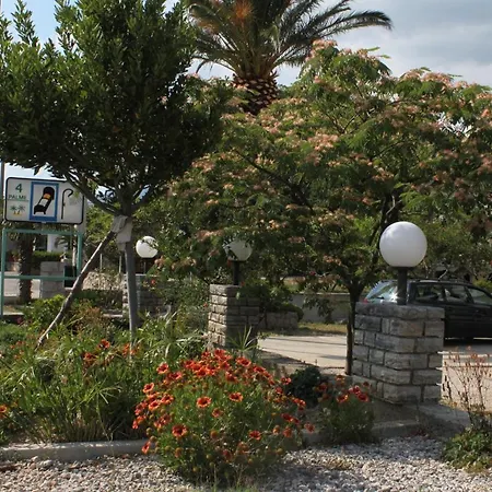 By The Sea Starigrad, Paklenica - 6586 Appartement Starigrad Paklenica