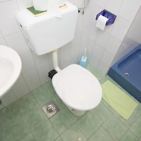 Apartment By The Sea Starigrad, Paklenica - 6586